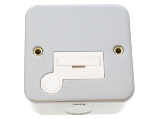 ESSENTIALS CL050 13A FUSED CONNECTION UNIT