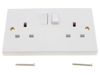 POLAR 13A 2 GANG SWITCHED SOCKET