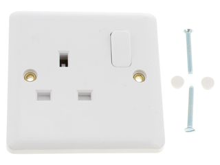 VIMARK CURVE VC1207SDP 13A 1 GANG DP SWITCHED SOCKET