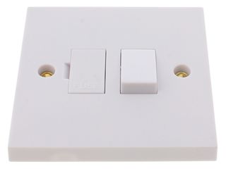 SCHNEIDER GSWSPUR 13A SWITCHED FUSE SPUR