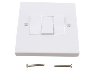 NIGLON SP632 3 GANG LIGHT SWITCH 2 WAY